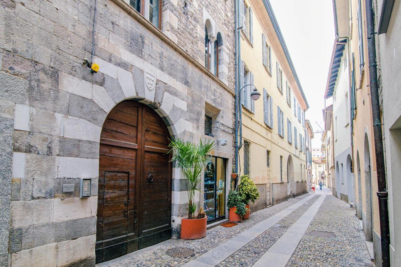 Palazzo Del Pero - The House Of Travelers Apartamento Como Exterior foto